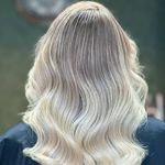 مرکز تخصصی رنگ٬لایت و کراتین بهناز مرادی