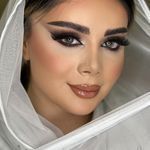 خدمات تخصصى ناخن و ميكاپ دُر لوكس بيوتى