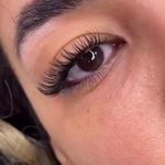 خدمات تخصصی کاشت کستنشن لیفت ابرو رزا