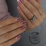 خدمات کاشت و ترمیم ناخن هدیه