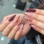 خدمات و آموزش تخصصی ناخن