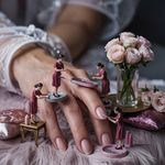 خدمات تخصصی فیشیال و پاکسازی پوست آوا