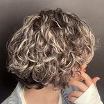 سالن زیبایی و‌ نیل بار نارسیس (انقلاب)