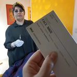 مرکز لیزر و کلینیک زیبایی دکتر خانجانی