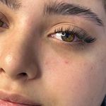 خدمات تخصصی و آموزش مژه سولماز