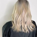 آرایشگاه زنانه ساناز زمانی