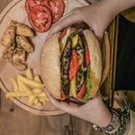 کافه فست فود طلائیه