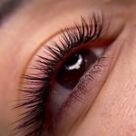 مرکز کاشت مژه عاطفه عزیزی