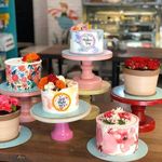 کافه قنادی کیک ورتا