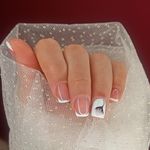 خدمات تخصصی ناخن گلنوش(تخفیف مراجعه اول)