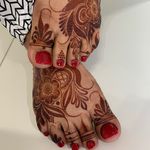 سالن زیبایی پونه غفاری