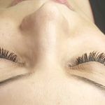 اکستنشن مژه و لیفت ابرو شایسته