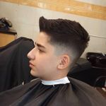 آرایشگاه مردانه گلدن