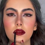 خدمات میکاپ و شینیون VIP یاسمن حسین پور