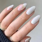 کاشت خدمات ناخن کاشت سایه ابرو