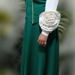 دوخت و بازسازی پیراهن های عروس و مجلسی