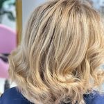 سالن زیبایی و آرایشگاه زنانه دلی