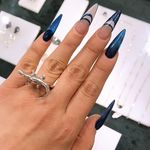 مرکز تخصصی خدمات کاشت ناخن مهشید رستگاری