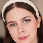 خدمات تخصصی وآموزش مژه و ابرو سارا صرافی