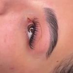 خدمات تخصصی وآموزش مژه و ابرو سارا صرافی