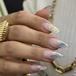 سالن تخصصی کاشت ناخن ریوا