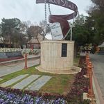 گلزار شهدا و قبرستان دستگرد