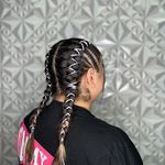 اموزشگاه و سالن زیبایی پانیذطلایی