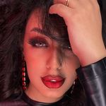 اموزشگاه و سالن زیبایی پانیذطلایی