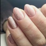 مرکز تخصصی ناخن و مژه منصوره بختیاری