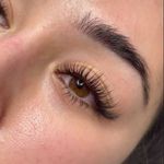 مرکز تخصصی ناخن و مژه منصوره بختیاری