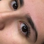 خدمات تخصصی اکستنشن مژه در قزوین