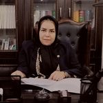 وکیل حقوقی و خانواده طاهری