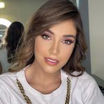 سالن زیبایی و آرایشگاه زنانه بانل