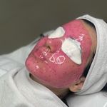 سالن زیبایی و آرایشگاه زنانه بانل