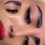 اکستنشن و کاشت مژه فوق تخصصی مبینا