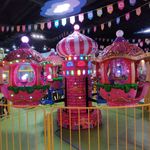 شهربازی قلعه شادی