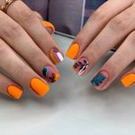 خدمات و اموزش کاشت ناخن