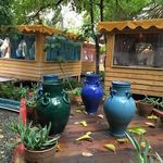 رستوران باغ لاله