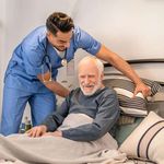 خدمات پرستاری و پزشکی در منزل وفادار