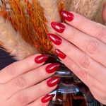 خدمات تخصصی ناخن و اکستنشن مژه نیلای