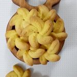 شیرینی شمیم