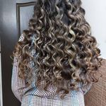 آرایشگاه زنانه و آموزشگاه بانوعامری