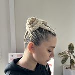 سالن زیبایی و خدمات ناخن پرنیان (انقلاب)