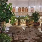 هتل سنتی شاه نشین