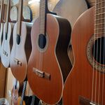 فروشگاه آلات موسیقی بیداد