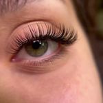 خدمات تخصصی اکستنشن مژه