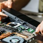 مشتاق کامپیوتر خدمات شبانه روزی در محل