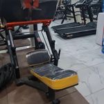 باشگاه بدنسازی رهام
