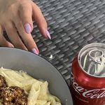 خدمات تخصصی ناخن و مژه یلدا خدایی