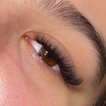 اکستنشن مژه در اهواز